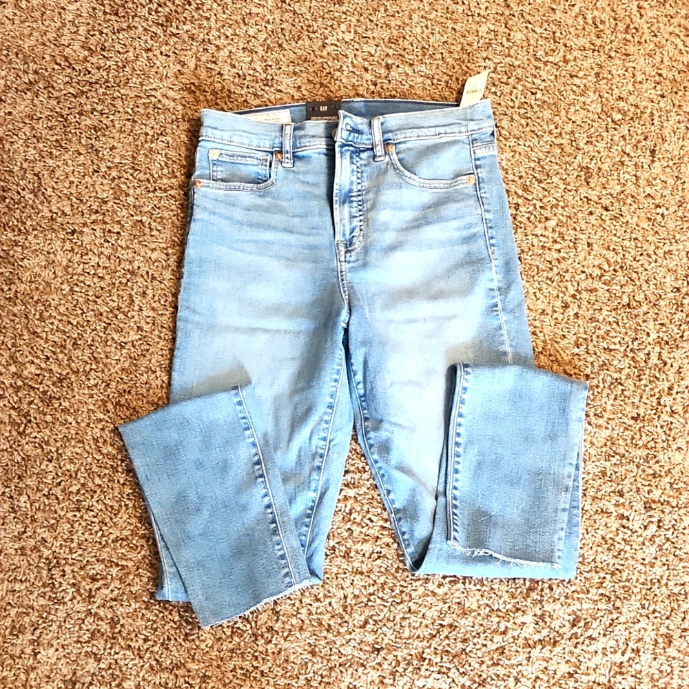 Gap True Skinny Jeans